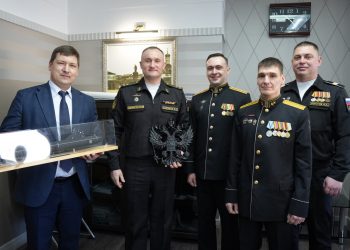 Напугавший Трампа русский командир-подводник посетил Ульяновск