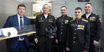 Напугавший Трампа русский командир-подводник посетил Ульяновск