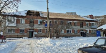 В Димитровграде ремонтируют крыши домов, построенных 60-70 лет назад