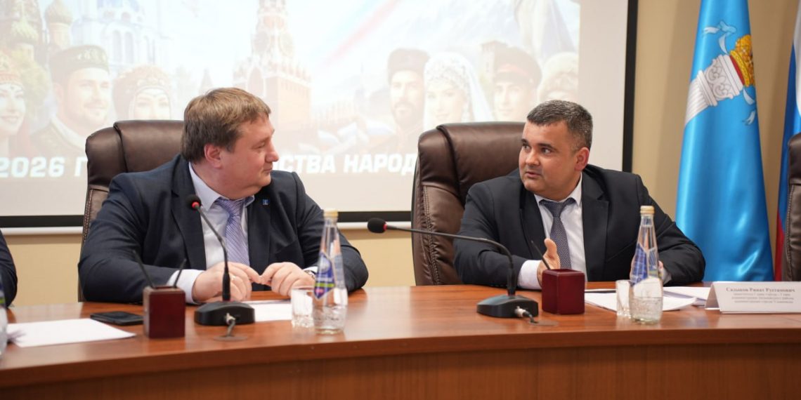 Садыков отчитался перед Болдакиным о жизни и планах Засвияжского района