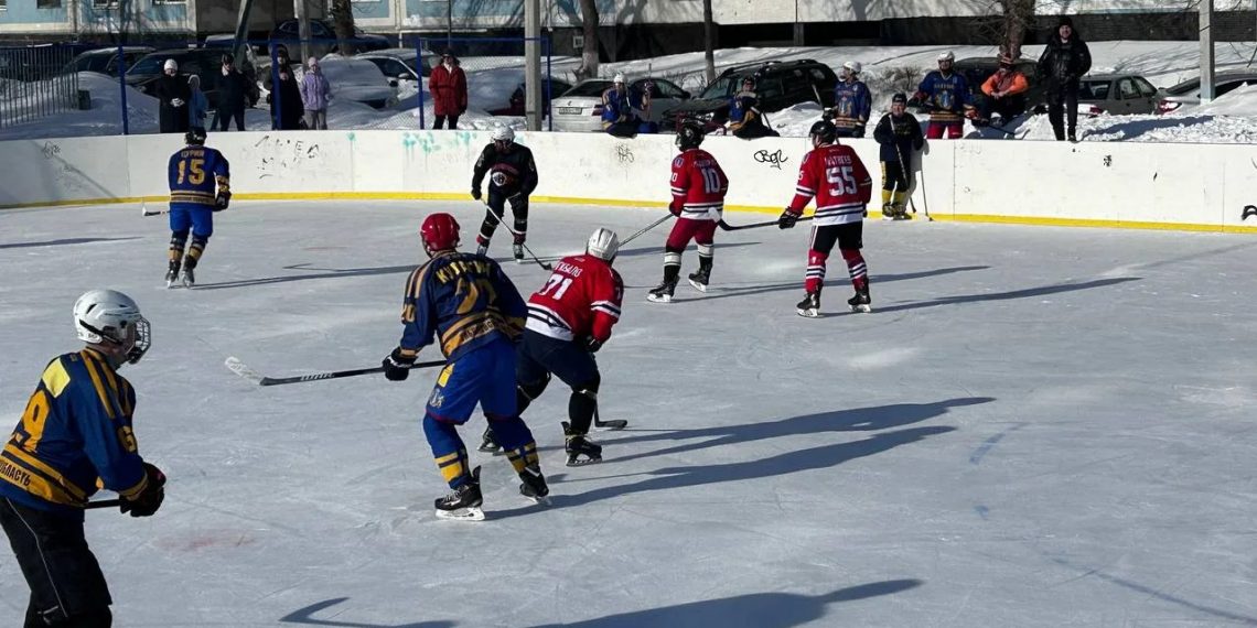 В Ульяновске закрываются 40 хоккейных кортов