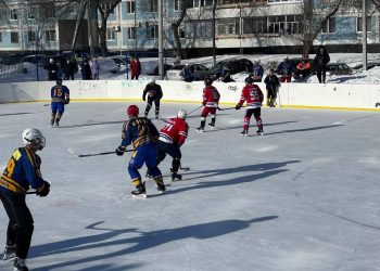 В Ульяновске закрываются 40 хоккейных кортов