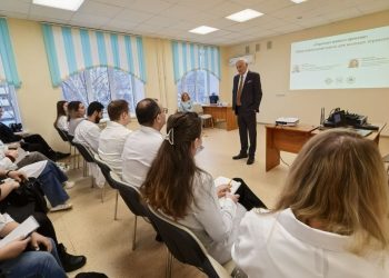 Федеральные эксперты провели мастер-классы для ульяновских терапевтов