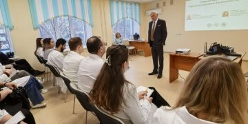 Федеральные эксперты провели мастер-классы для ульяновских терапевтов