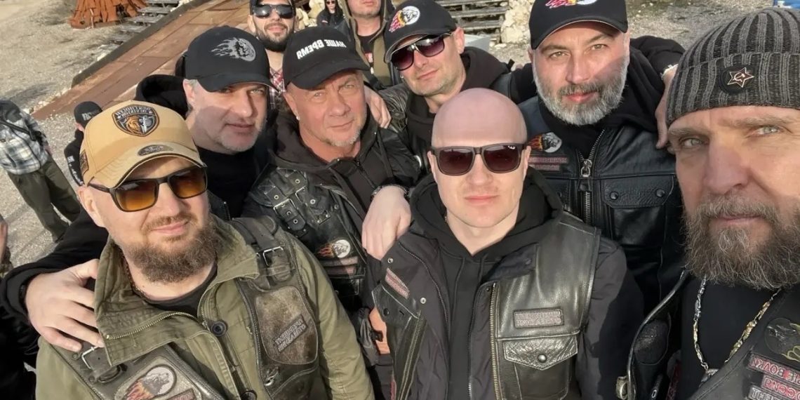 «Ночные волки» из Ульяновска приняли участие в патриотической акции у горы Гасфорта