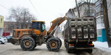 Мэрия: За зиму с улиц Ульяновска вывезли 11 500 самосвалов снега