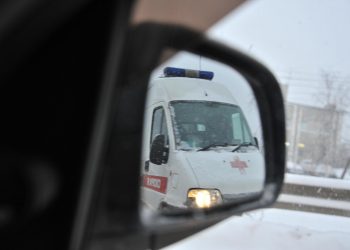 В Ульяновске с высоты второго этажа упала 14-летняя девочка