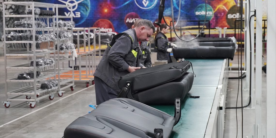 В Ульяновске начали делать «умные» автокресла для пикапов Sollers ST6 и ST8