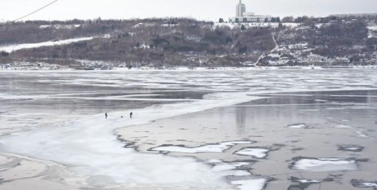 Автобусы ушли, камеры записали, мать не дождалась: Хроника исчезновения двух подростков в Ульяновске