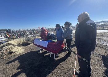 Новоспасский район простился с защитником Отечества Антоном Жарковым