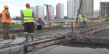 В Ульяновске расторгли договор с подрядчиком, строившим мост через Свиягу