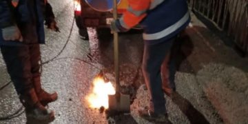 На Императорском мосту в Ульяновске залатали ямы холодным асфальтом