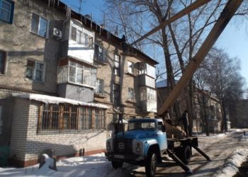 Госжилнадзор накажет ульяновские управляйки за нечищеные крыши по 502 адресам