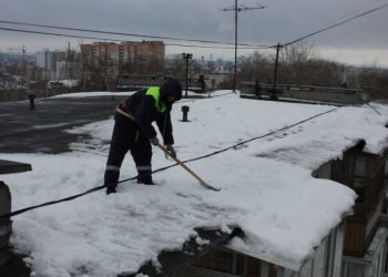 Ульяновская мэрия вызовет на ковёр не чистящих крыши собственников и арендаторов