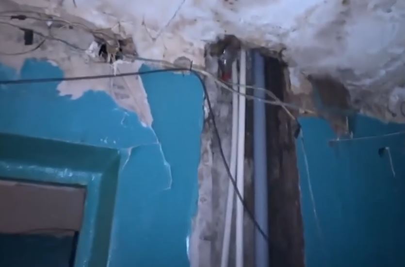 Коммунальную аварию на Аверьянова устранили только после вмешательства Следкома