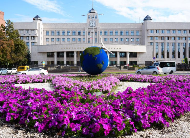 Ёлки, кусты и полмиллиона цветов: чем ещё украсят Ульяновск в этом сезоне