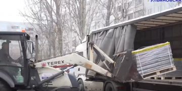 В Ульяновске начали благоустраивать площадь возле ДК «Руслан»