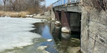 Уровень Свияги в Ульяновске снижают с помощью контролируемого сброса воды