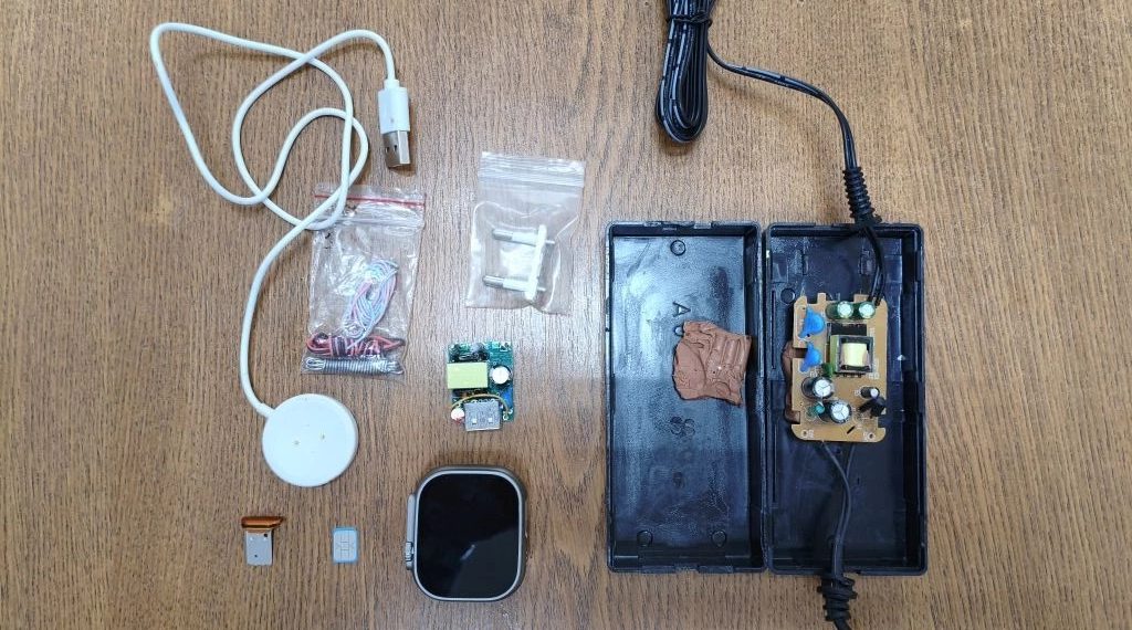 Житель Дагестана пытался передать в димитровградскую тюрьму смарт-часы и сим-карту