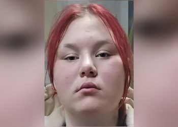 В Ульяновске пропала 16-летняя Регина: розовые волосы и зелёные глаза