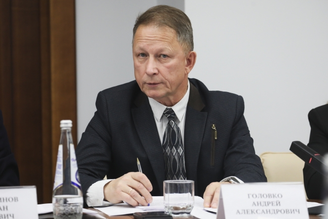 Слушали, но не одобрили: ульяновские депутаты приняли отчет минЖКХ с «серьезными рекомендациями»