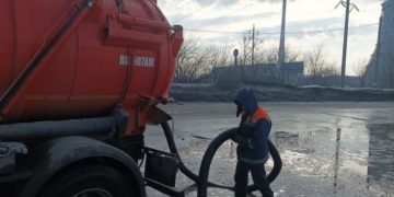 На выходных ульяновские дорожники боролись с водой, снегом и ямами