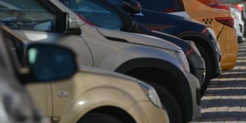 «Дорремстрой» просит ульяновцев не парковаться на семи улицах Ульяновска