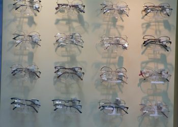 58% женщин в Ульяновской области носят очки