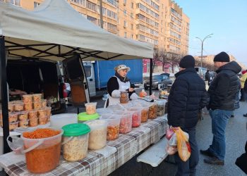 В Ульяновске проходит первая весенняя ярмарка: фото