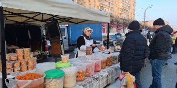 В Ульяновске проходит первая весенняя ярмарка: фото