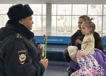 Тюльпаны вместо протокола: в Ульяновске работал «Цветочный патруль»