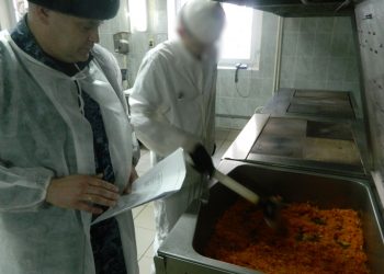 Как кормят в СИЗО-1: показательная готовка прошла в ульяновском изоляторе