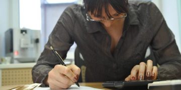 Ульяновцы назвали самые скучные профессии