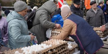 Более 50 тысяч яиц и 18 тонн овощей: подведены итоги предпасхальной ярмарки в Ульяновске