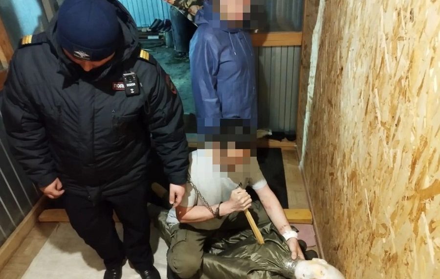 Покушение на убийство в Салмановке: мужа арестовали, жену спас сосед