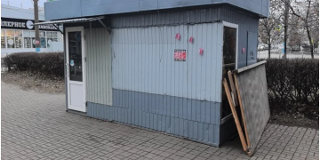 Торговый киоск, ограждение и шлагбаум снесут в трёх районах Ульяновска