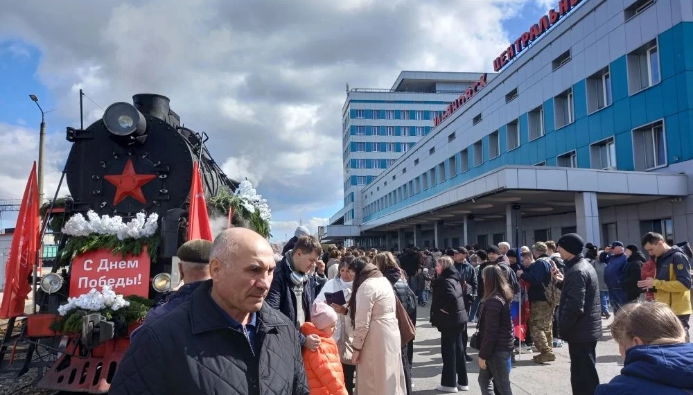 «Паровоз Победы» прибыл в Ульяновск: ретро-состав принимает гостей до полудня