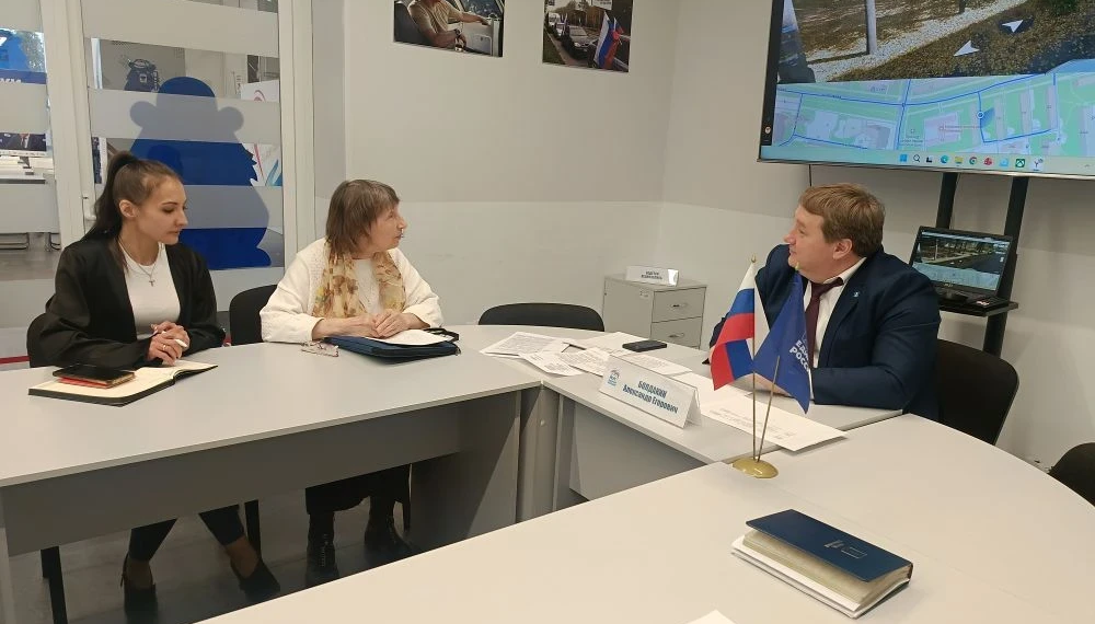 Дорога, свет, парковка и другое: о чём ульяновцы попросили мэра