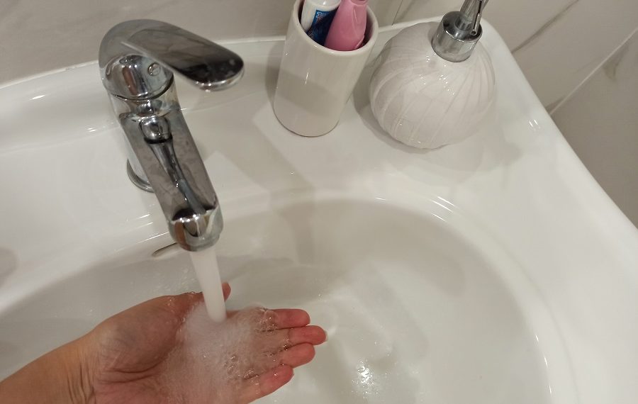 Жителям трёх микрорайонов УЗТС рекомендовали сделать запас воды и отключить нагреватели