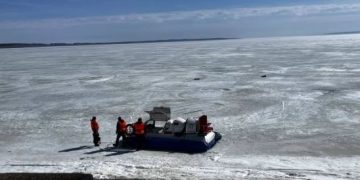 Зону поиска пропавших на Волге подростков расширили до Сенгилея