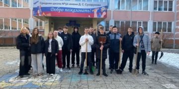 Более трёх тысяч ульяновцев вышли на первый весенний субботник