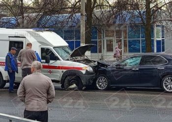 В Димитровграде водитель «Калины» не пропустил скорую с мигалками