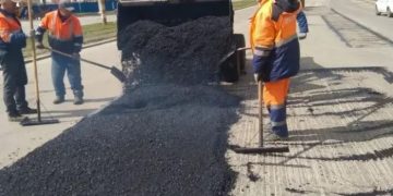 За сутки 1140 «квадратов»: дорожники Ульяновска отремонтировали 22 улицы