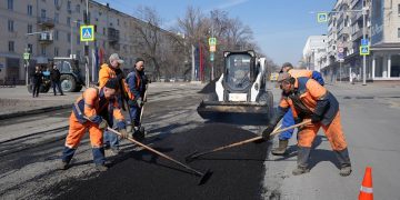 Семь бригад выйдут на дороги Ульяновска, как только позволит погода