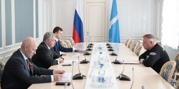 Русских встретился с новым главой ульяновского исполкома Народного фронта