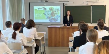 Русских анонсировал новые проекты в сфере образования Ульяновской области