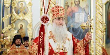 Митрополит Лонгин поздравил верующих Ульяновской области с православной Пасхой