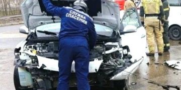 Ульяновские спасатели ликвидировали последствия ДТП на улице Докучаева