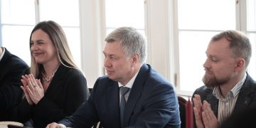 Русских встретился с участниками проекта «Мелодия БРИКС» в Ульяновске