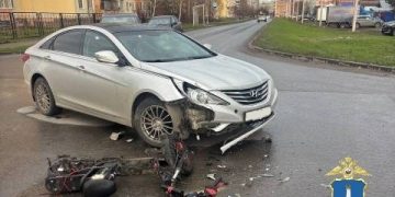 Электровелосипед и Hyundai столкнулись на Октябрьской в Ульяновске